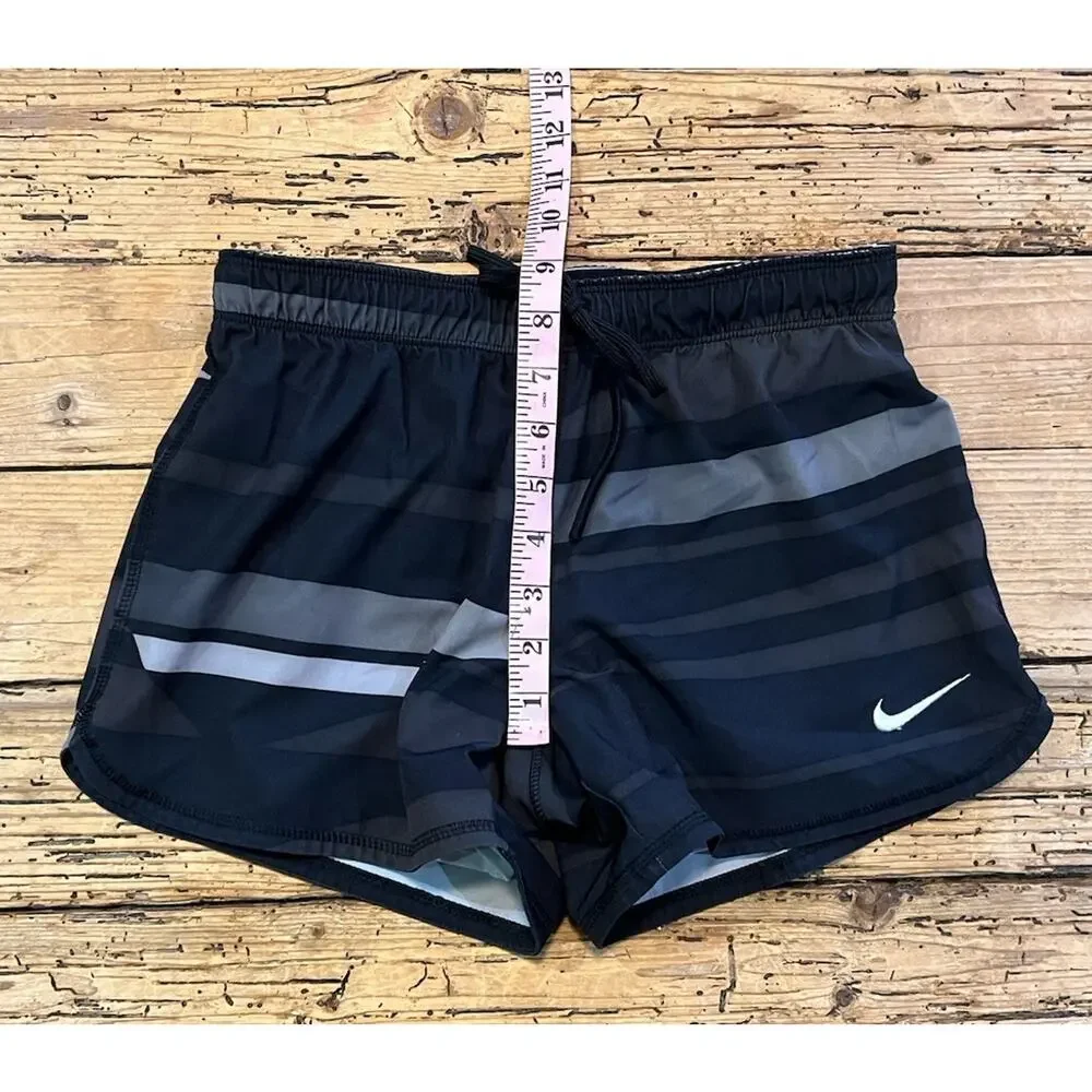 Nike product pair